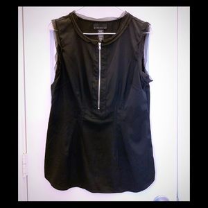 Attention Black Sleeveless blouse zipper M